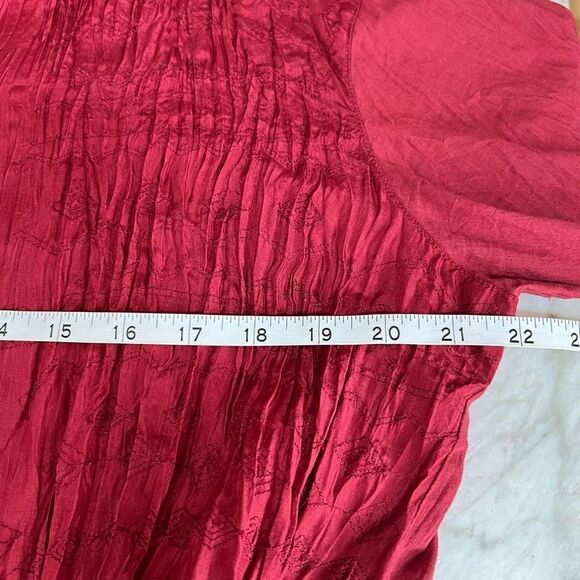 Chico’s red crinkled button down blouse cotton/silk blend size 2 or M - Picture 7 of 8